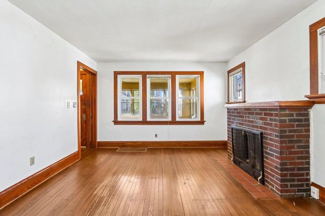 2129 E Johnson Street, Madison, WI 53705
