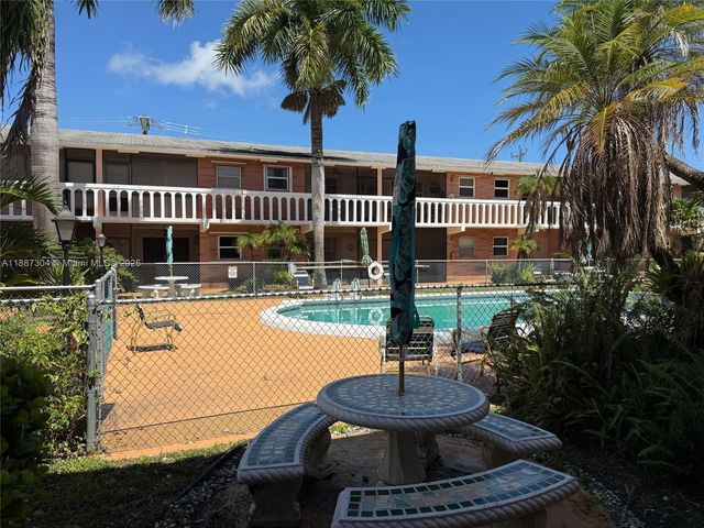 160 NE 8th Ave 25A, Hallandale Beach, FL 33009