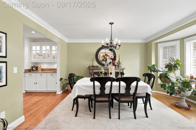 3751 Lake Forest Drive, Sterling Heights, MI 48314