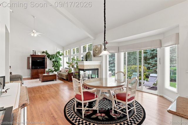 3751 Lake Forest Drive, Sterling Heights, MI 48314
