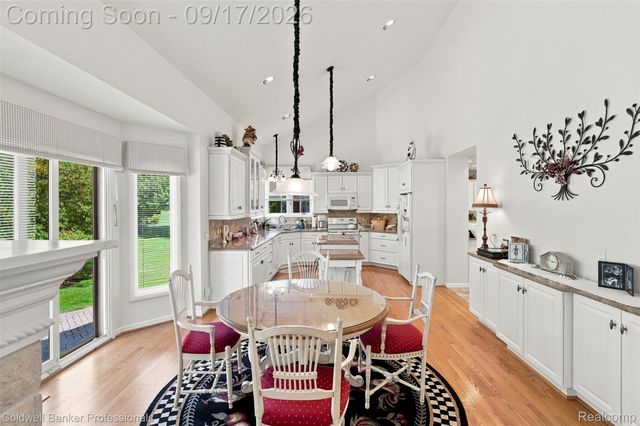 3751 Lake Forest Drive, Sterling Heights, MI 48314