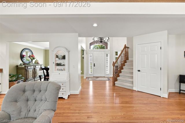 3751 Lake Forest Drive, Sterling Heights, MI 48314