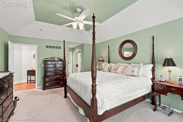 3751 Lake Forest Drive, Sterling Heights, MI 48314