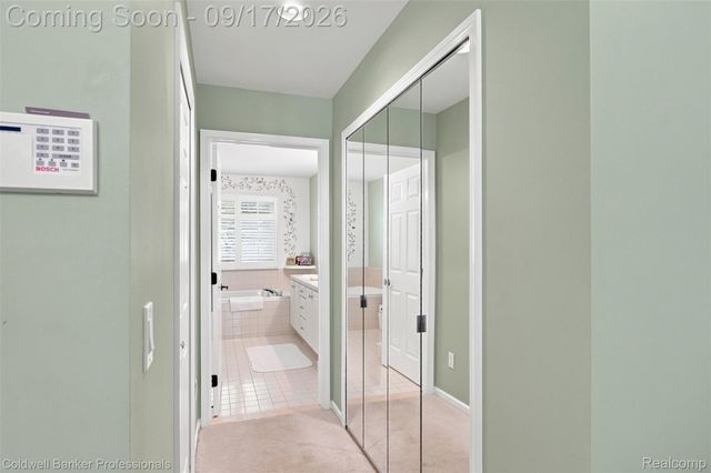 3751 Lake Forest Drive, Sterling Heights, MI 48314