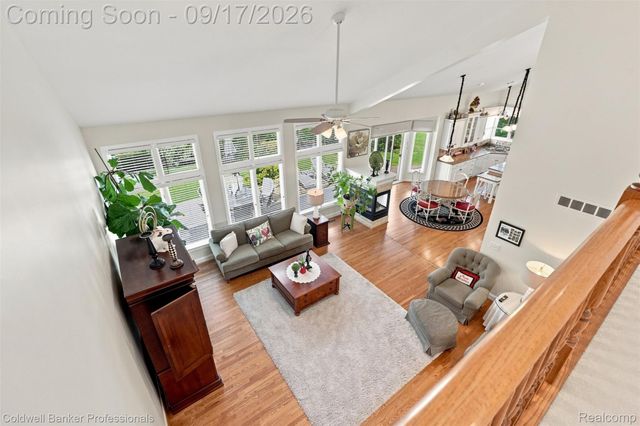3751 Lake Forest Drive, Sterling Heights, MI 48314