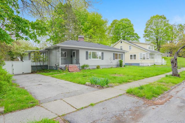 25 Park Avenue, Poughkeepsie, NY 12603