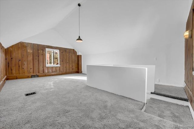 8849 Whitcomb Street, Detroit, MI 48228