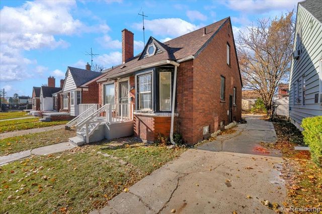 8849 Whitcomb Street, Detroit, MI 48228