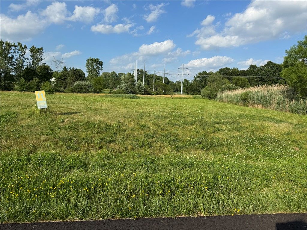 Lot 11 Tradewind Rd, North Beaver Twp, PA 16102