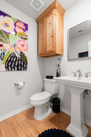 75 Lakepoint Loop, Pottsboro, TX 75076