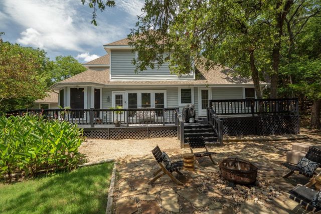 75 Lakepoint Loop, Pottsboro, TX 75076