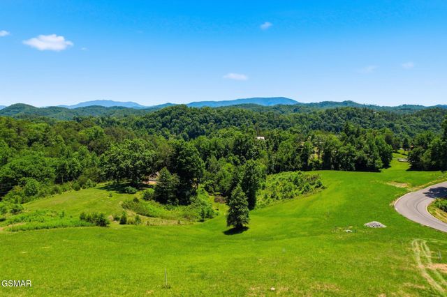 71 Max Ridge Lane, Sevierville, TN 37862