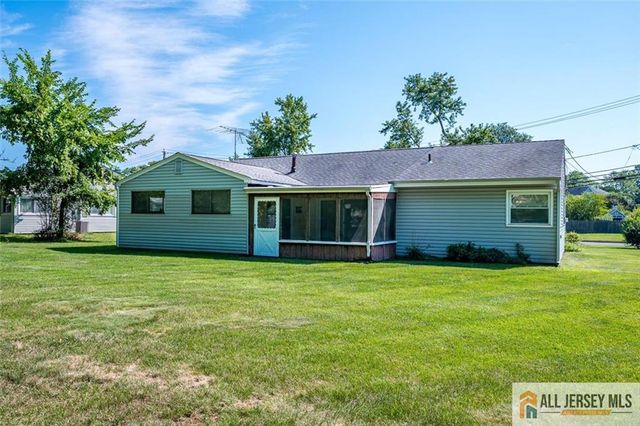 19 Stanworth Road, South Brunswick, NJ 08824
