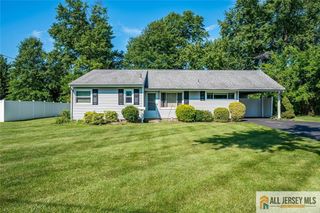 19 Stanworth Road, South Brunswick, NJ 08824