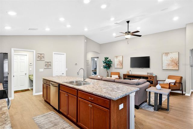 9053 SE 49TH AVENUE ROAD, Ocala, FL 34480