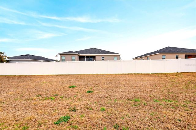 9053 SE 49TH AVENUE ROAD, Ocala, FL 34480