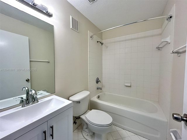 1270 SE 28th Court 202, Homestead, FL 33035