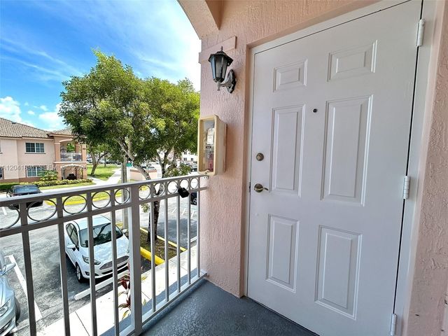 1270 SE 28th Court 202, Homestead, FL 33035