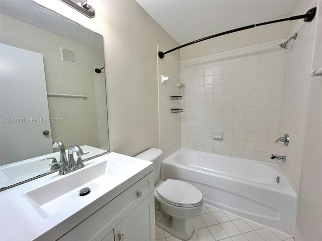 1270 SE 28th Court 202, Homestead, FL 33035