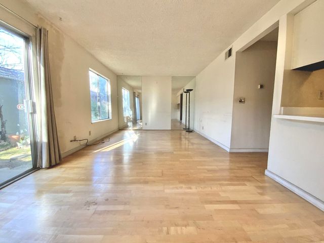 1135 Pandolfi Pl, San Jose, CA 95131