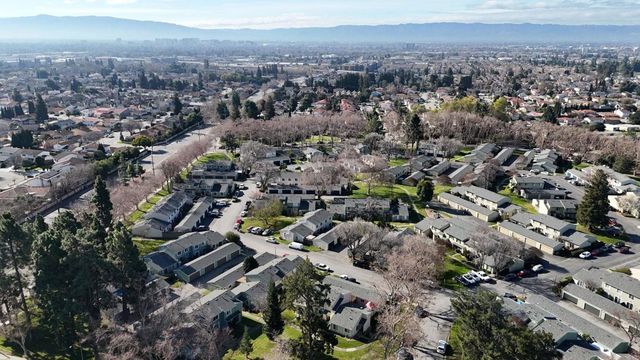 1135 Pandolfi Pl, San Jose, CA 95131