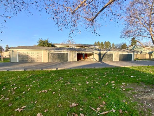 1135 Pandolfi Pl, San Jose, CA 95131