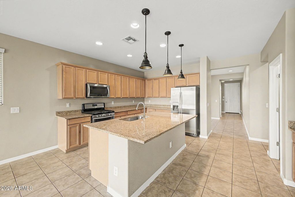 14425 W DAHLIA Drive, Surprise, AZ 85379 — photo 5