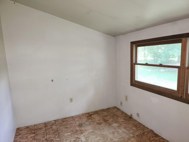 3882 E 200 S, La Porte, IN 46350