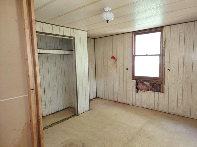 3882 E 200 S, La Porte, IN 46350