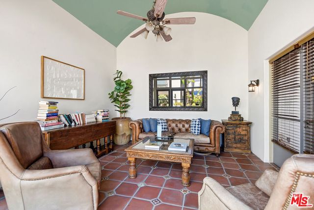 1414 N Harper Avenue 10, Los Angeles, CA 90046