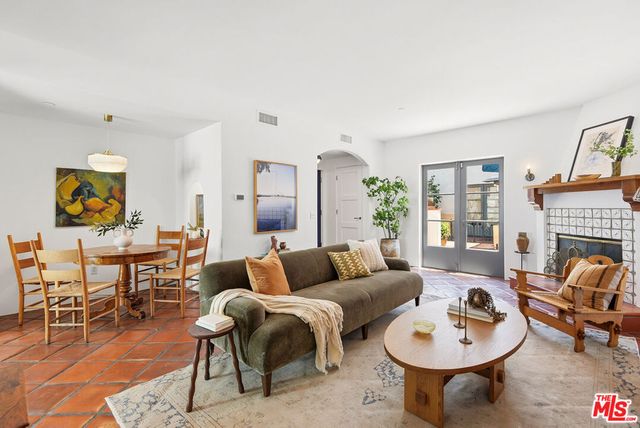 1414 N Harper Avenue 10, Los Angeles, CA 90046