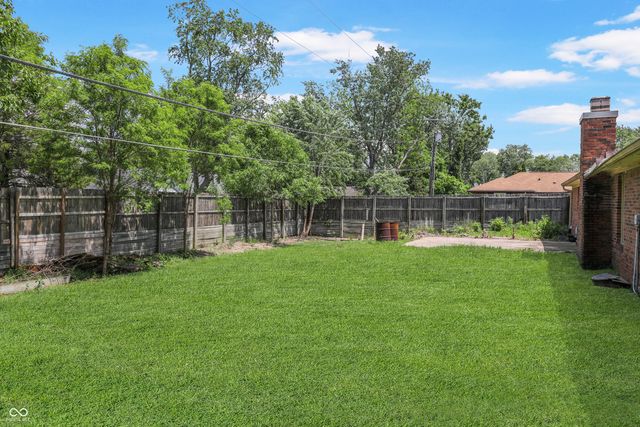 410 Maria Drive, Greenwood, IN 46143