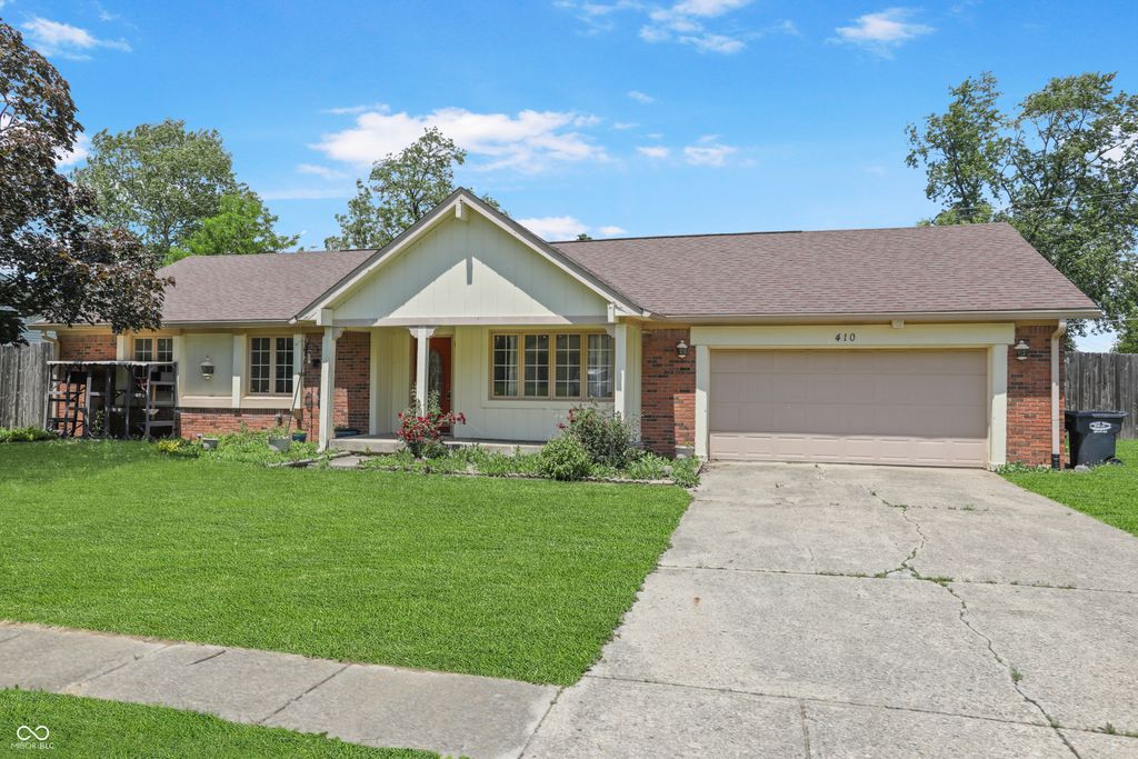 410 Maria Drive, Greenwood, IN 46143