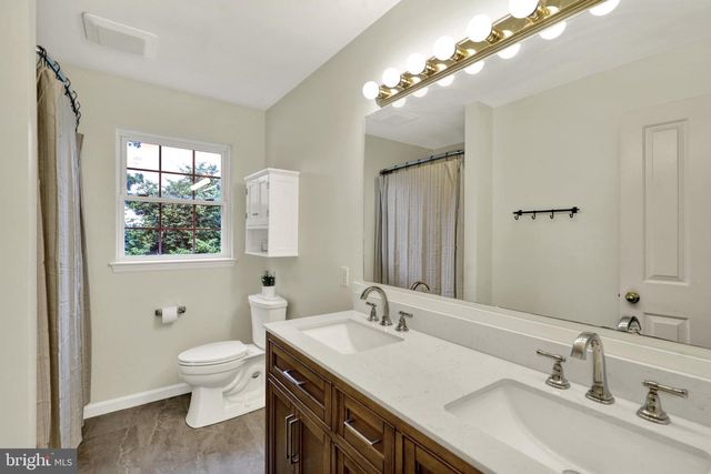 35 MELLOWBROOK DR, Reading, PA 19608