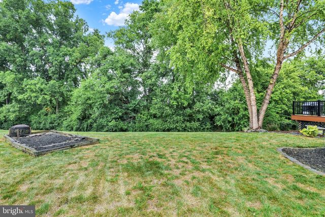 35 MELLOWBROOK DR, Reading, PA 19608