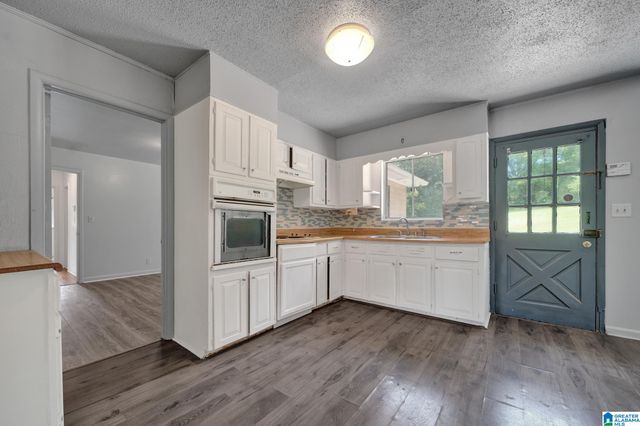 2324 4TH STREET NW, Center Point, AL 35215