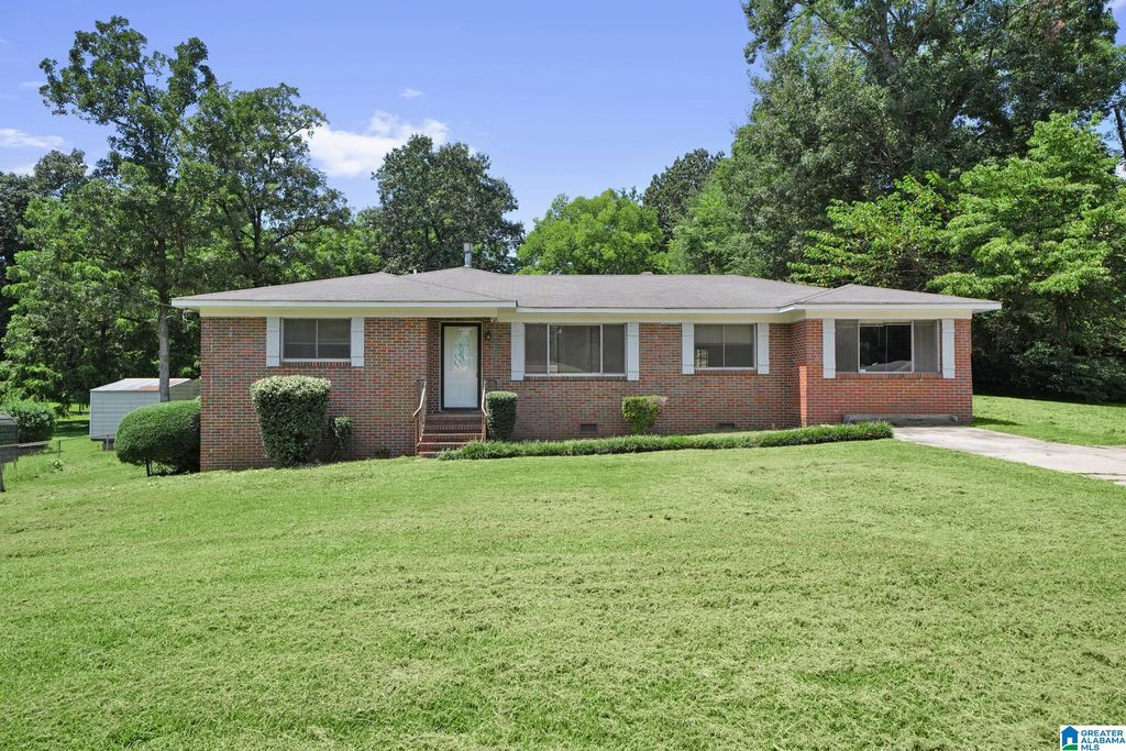 2324 4TH STREET NW, Center Point, AL 35215