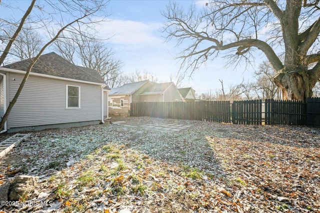 144 Whiting Avenue, Toledo, OH 43609