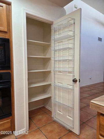 648 S Placita Prosperidad, Green Valley, AZ 85614