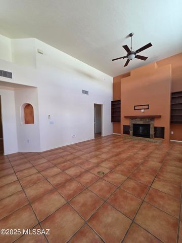648 S Placita Prosperidad, Green Valley, AZ 85614
