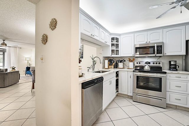 3485 Environ Boulevard C106, Lauderhill, FL 33319
