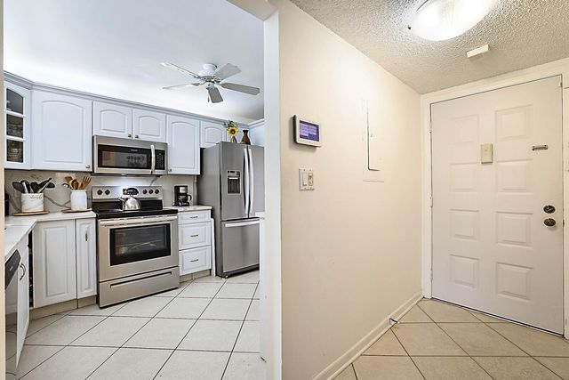 3485 Environ Boulevard C106, Lauderhill, FL 33319