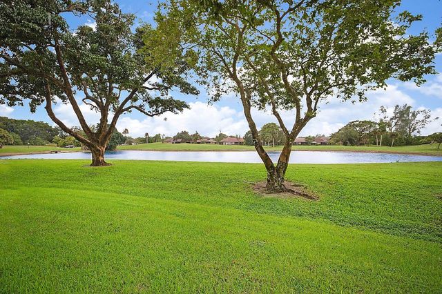 3485 Environ Boulevard C106, Lauderhill, FL 33319
