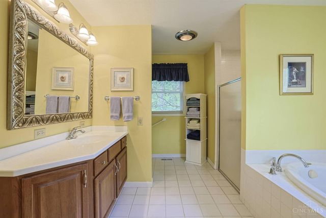 5482 Carterway Drive, Miami Twp, OH 45150