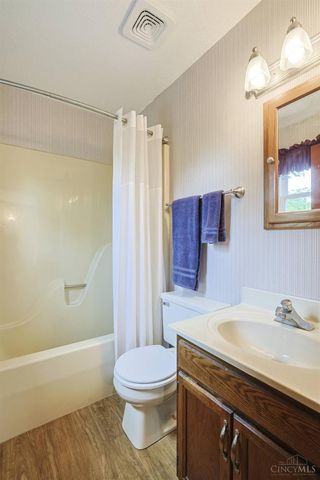 5482 Carterway Drive, Miami Twp, OH 45150