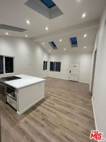 5545 Spokane Street, Los Angeles, CA 90016
