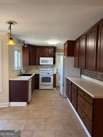 271 Lakeshore Drive, Warner Robins, GA 31088