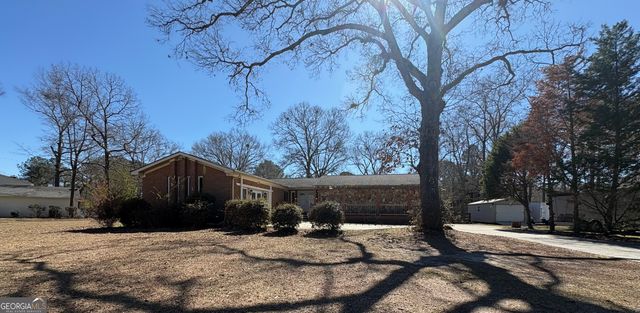 271 Lakeshore Drive, Warner Robins, GA 31088