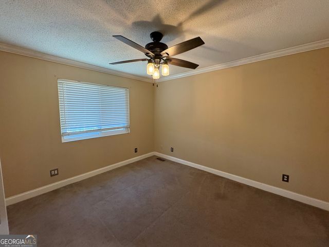 271 Lakeshore Drive, Warner Robins, GA 31088