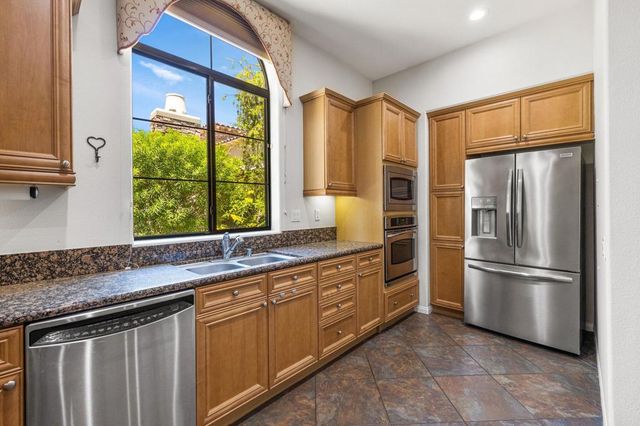 3132 Via Giorna, Palm Desert, CA 92260